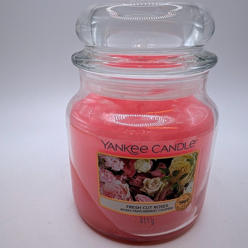 New Yankee Candle Fresh Cut Roses Pink Floral Scented Medium Candle 14.5oz 411g